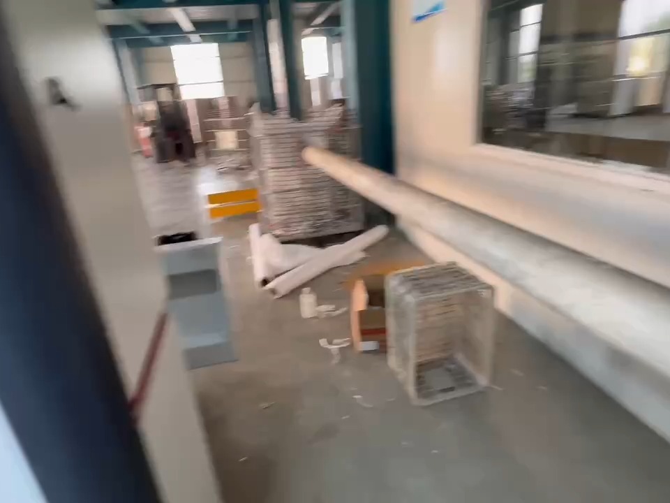 HFQL-GK系列全自動(dòng)高速龍門式不干膠分切機(jī)（高速800米），自動(dòng)推料